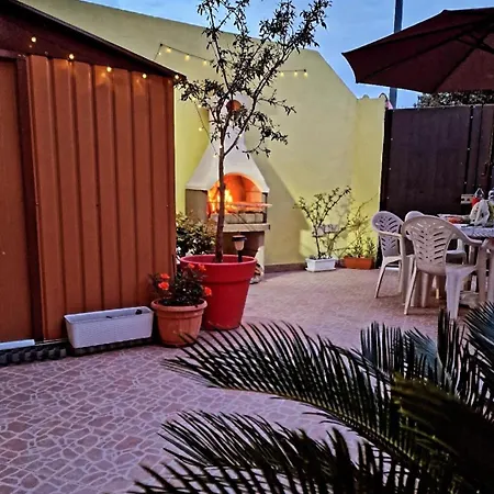 Butterflyhouse *